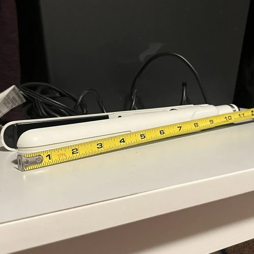 BaByliss White Ceramic Hair Straightener